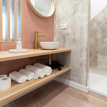 Apartamento Turísticos Fátima, En El Centro De