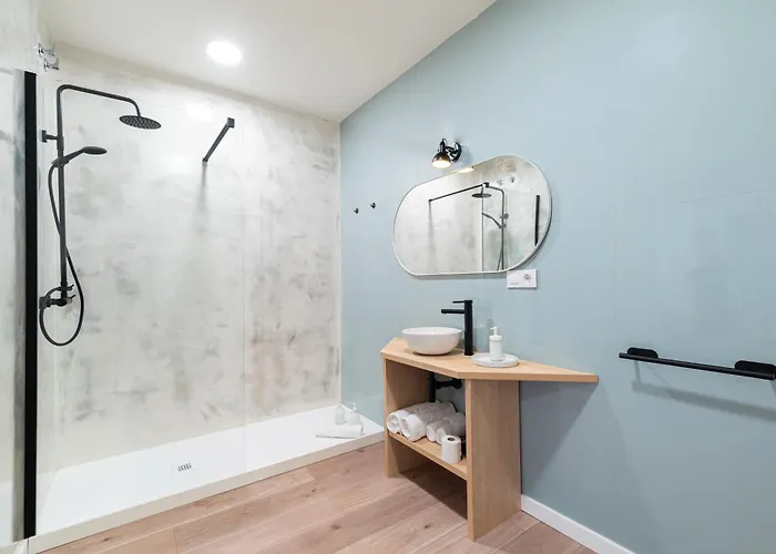 Turisticos Fatima, En El Centro De